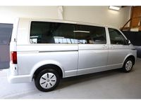 Gebraucht VW Caravelle Comfortline 150 PS (110 kW) 2024 Silber Van / Kleinbus