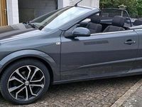 Gebraucht Opel Astra Cabriolet 116 PS (85 kW) 2009 Grau Cabrio