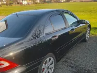 Gebraucht Mercedes C180 143 PS (105 kW) 2007 Schwarz Limousine
