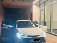 Gebraucht Toyota Corolla 98 PS (72 kW) 2024 Weiß Kombi