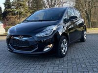 Gebraucht Hyundai ix20 Edition 90 PS (66 kW) 2013 Schwarz Kleinwagen