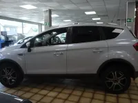 Gebraucht Ford Kuga Trend 136 PS (100 kW) 2009 Weiß SUV