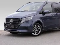 Gebraucht Mercedes V250 Style 190 PS (139 kW) 2025 Blau Van / Kleinbus