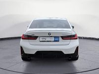 Gebraucht BMW 320 Performance 190 PS (139 kW) 2024 Weiß Limousine