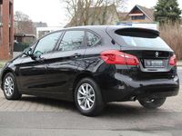 Używany BMW 218 Basis 136 KM (100 kW) 2017 Czarny Kombi