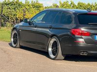 Gebraucht BMW 525 211 PS (155 kW) 2012 Braun Kombi