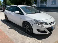 Gebraucht Opel Astra 110 PS (80 kW) 2014 Weiß Kombi