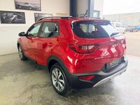 Gebraucht Kia Stonic 101 PS (74 kW) 2023 Rot SUV