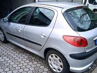 gebraucht Peugeot 206 1,1 60 PS TÜV bis 5/2024