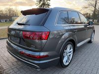 Gebraucht Audi SQ7 Ambiente 435 PS (319 kW) 2016 Grau SUV