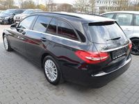 Gebraucht Mercedes C220 170 PS (125 kW) 2015 Schwarz Kombi
