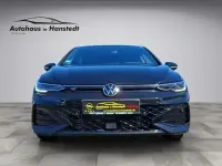Gebraucht VW Golf VIII R-line 150 PS (110 kW) 2025 Schwarz Limousine