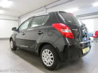 Gebraucht Hyundai i20 Edition 77 PS (56 kW) 2011 Schwarz Kleinwagen