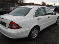 Gebraucht Mercedes C180 Classic 129 PS (94 kW) 2000 Weiß Limousine