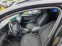 Gebraucht BMW 218 Active Tourer Advantage 150 PS (110 kW) 2017 Schwarz Van / Kleinbus