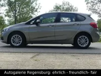 Gebraucht BMW 218 136 PS (100 kW) 2017 Platinsilber metallic Van / Kleinbus
