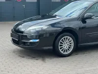 Gebraucht Renault Laguna III Dynamique 140 PS (102 kW) 2011 Schwarz Limousine