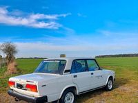 Second-hand Lada 2107 75 CP (55 kW) 1990 Alb Berlinǎ
