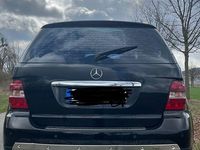 Gebraucht Mercedes ML280 190 PS (139 kW) 2008 Schwarz SUV