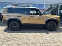 Gebraucht Toyota Land Cruiser Edition 205 PS (150 kW) 2024 Hell gold metallic SUV