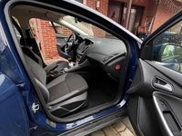 Gebraucht Ford Focus 105 PS (77 kW) 2013 Blau Kombi