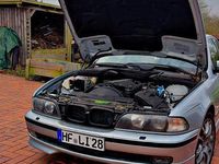 Gebraucht BMW 528 193 PS (141 kW) 1997 Silber Limousine