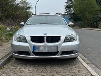 Gebraucht BMW 320 177 PS (130 kW) 2008 Silber Limousine
