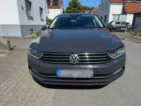 Gebraucht VW Passat Comfortline 120 PS (88 kW) 2019 Grau Kombi
