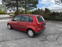 Gebraucht Ford Fiesta Ambiente 68 PS (50 kW) 2009 Rot Limousine