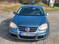 Second-hand VW Jetta 130 CP (95 kW) 2006 Verde Berlinǎ