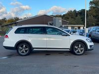 Gebraucht VW Golf Alltrack Basis 184 PS (135 kW) 2016 Weiß Kombi