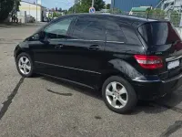 Gebraucht Mercedes 200 136 PS (100 kW) 2009 Schwarz Limousine