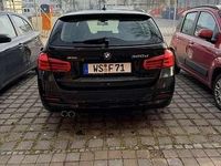Gebraucht BMW 320 Advantage 190 PS (139 kW) 2018 Schwarz Kombi