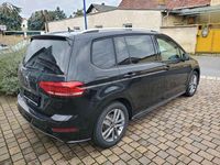 Neu VW Touran R-line 150 PS (110 kW) 2025 Grenadillschwarz metallic Van / Kleinbus