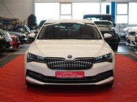 Gebraucht Skoda Superb 156 PS (114 kW) 2020 Weiß Kombi