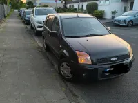 Gebraucht Ford Fusion 80 PS (58 kW) 2009 Schwarz Kleinwagen