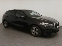 Gebraucht BMW 118 Advantage 150 PS (110 kW) 2019 Schwarz ii/bonnet fluid black Kleinwagen