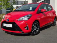 Gebraucht Toyota Yaris Hybrid Team 101 PS (74 kW) 2018 Rot Kleinwagen