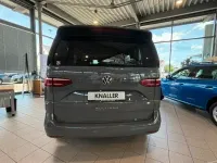 Gebraucht VW Multivan 150 PS (110 kW) 2023 Grau Van / Kleinbus