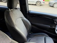 Gebraucht Mini Cooper 136 PS (100 kW) 2023 Weiß Kleinwagen