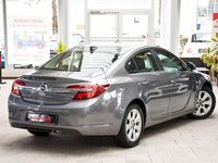 Gebraucht Opel Insignia Edition 136 PS (100 kW) 2015 Grau Limousine