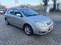 Używany Toyota Corolla Sol 97 KM (71 kW) 2005 Srebrny Sedan/Limuzyna