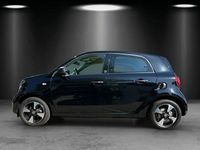 Gebraucht Smart ForFour Electric Drive Passion 60 kW (82 PS) 2021 Black / black Limousine