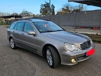 Gebraucht Mercedes C320 224 PS (164 kW) 2005 Beige Kombi