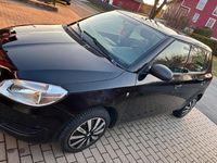 Second-hand Skoda Fabia 70 CP (51 kW) 2014 Negru Berlinǎ