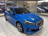 Gebraucht BMW 118 M Sport 150 PS (110 kW) 2021 Misano blau Kleinwagen