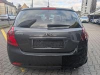 Gebraucht Kia Ceed 126 PS (92 kW) 2009 Grau Kleinwagen