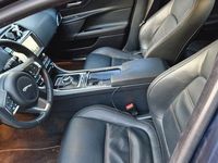 Gebraucht Jaguar XE Pure 179 PS (131 kW) 2019 Blau Limousine