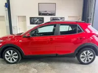 Gebraucht Kia Stonic 101 PS (74 kW) 2023 Signalrot SUV