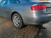 Gebraucht Audi A4 160 PS (117 kW) 2011 Grau Limousine